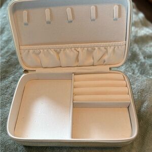 Cream Jewelry Organizer Box